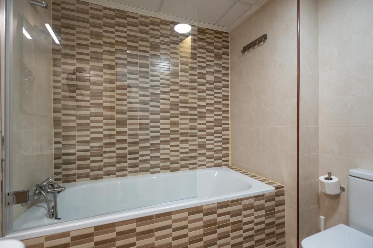 Marq Castillo Habitaciones Alicante Eksteriør bilde